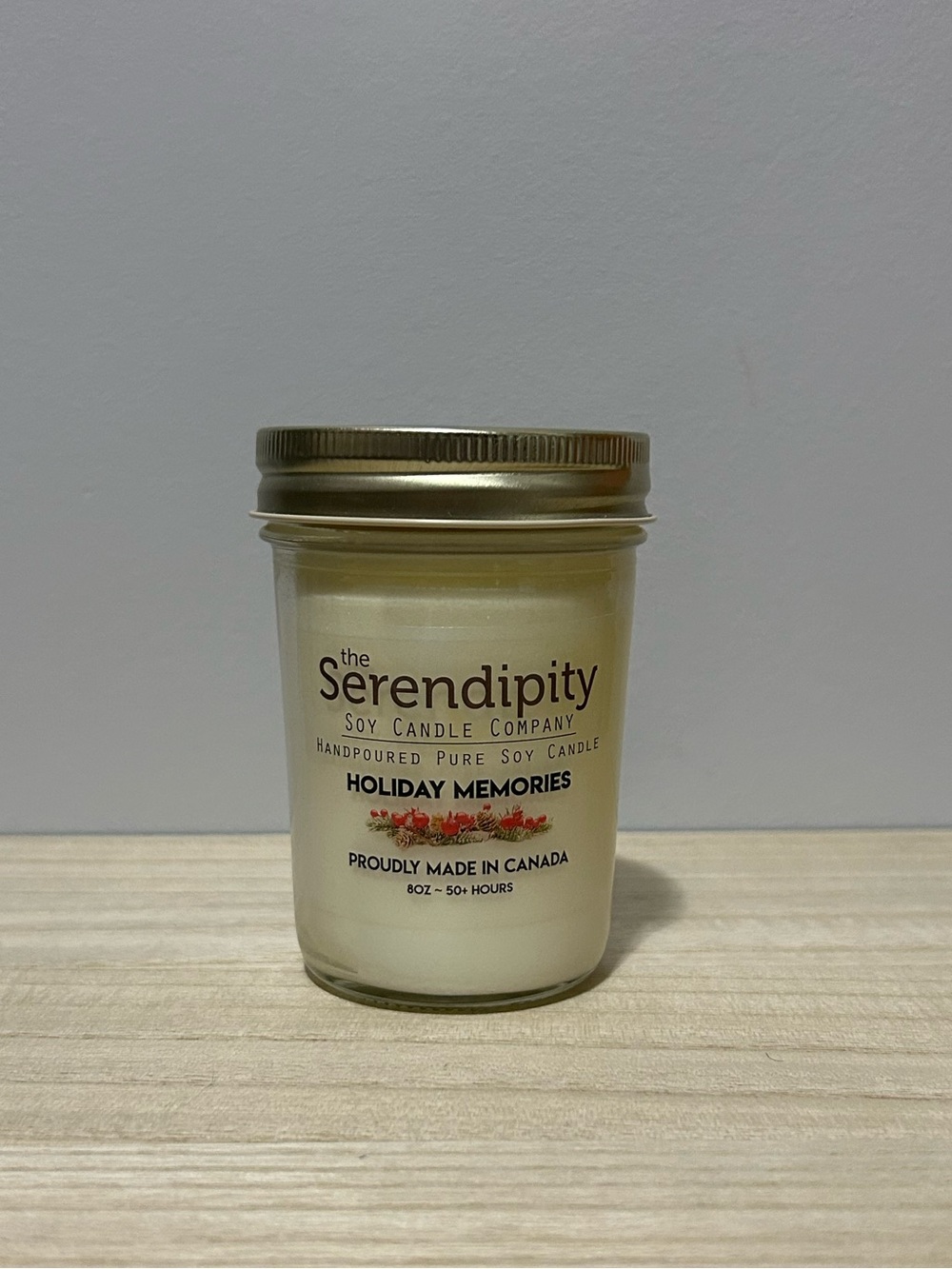 NEW The Serendipity Soy Candle Company Holiday Memories Scented Candle